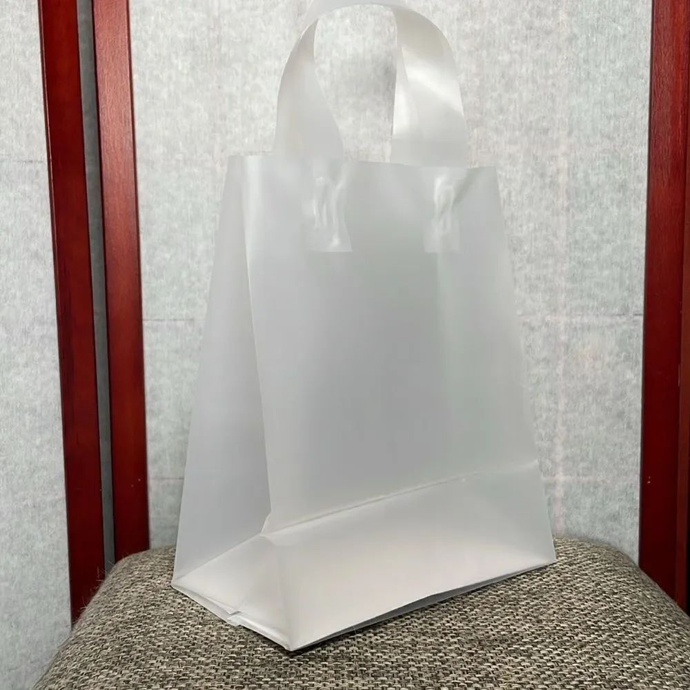 Uline 30 Count Clear Frosted Party Bags/Gift Bags (NEW)